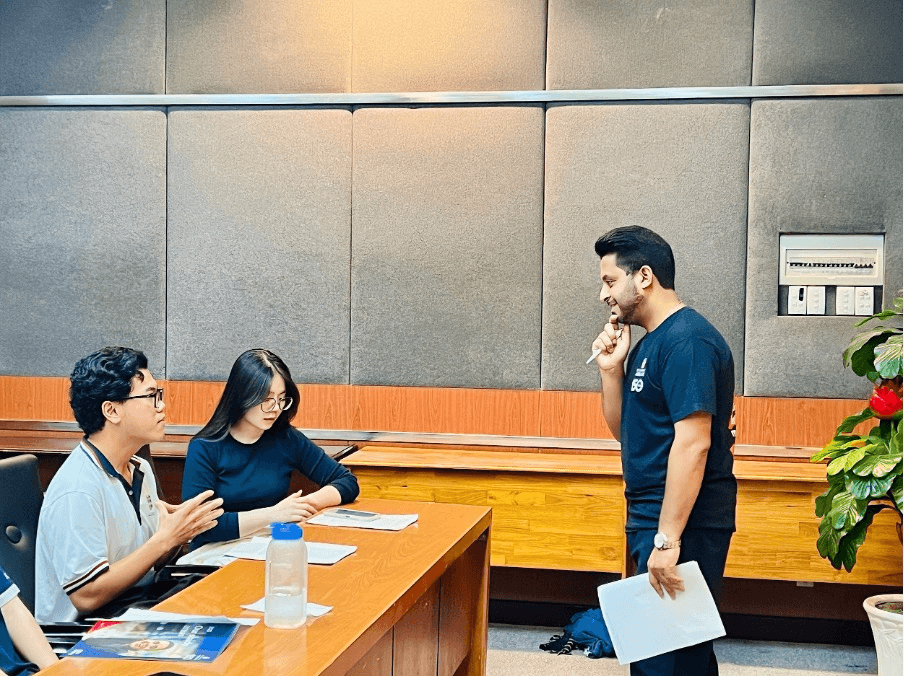 Đào tạo Tiến sĩ HUB